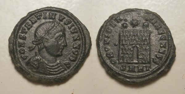 Constantinus II AE follis - PROVIDENTIAE CAESS - 325/26 AD - SMHΓ