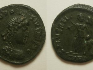 Theodosius ½ Centenionalis -SALVS REIPVBLICAE- 379-395AD