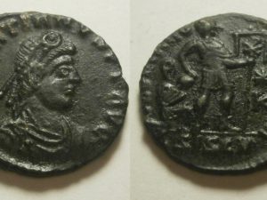 Gratianus AE - GLORIA ROMANVM -∆SISCV / Q-★/K -  372/5 AD